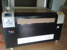 恭喜馬來西亞鄭先生購(gòu)杰雕1310激光機(jī)